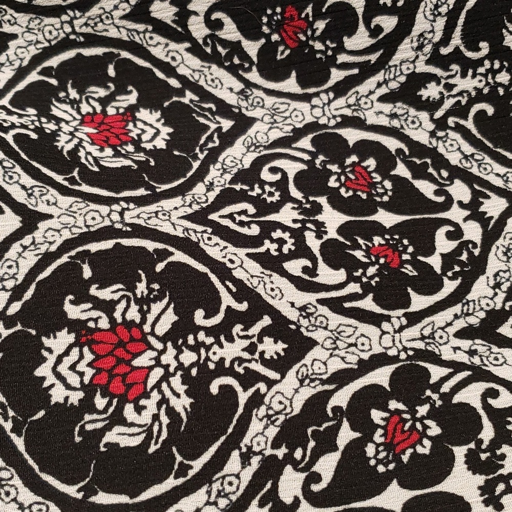 Liz Claiborne fully lined skirt floral black grey red Sz 12 - Picture 4 of 5